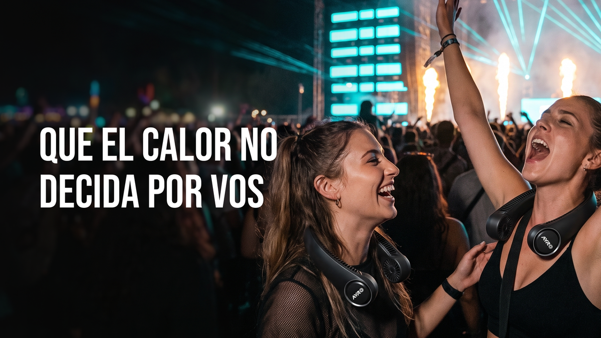 Dos chicas con AYRO al cuello en un festival, con el claim QUE EL CALOR NO DECIDA POR VOS